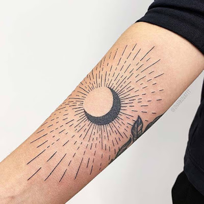 t need a large style that is visible all of the time 28+ Amazing Sun And Moon Tattoos for Best Friends To Rock In 2019