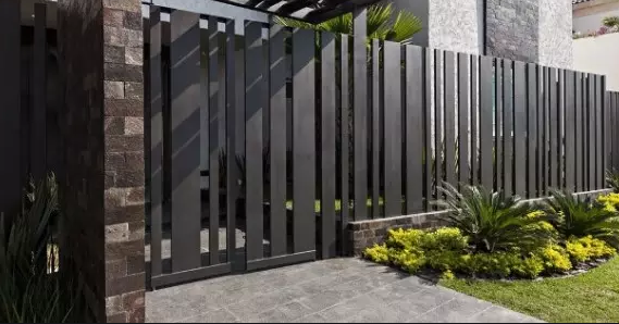 Contoh Gambar Desain  dan Bentuk Pagar  Rumah  Minimalis 