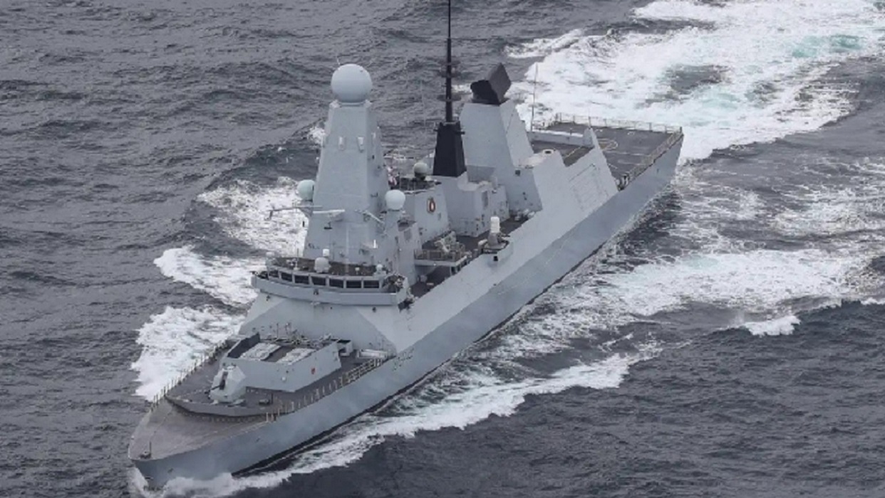 Marina británica informa de un nuevo ataque contra un buque frente a Yemen