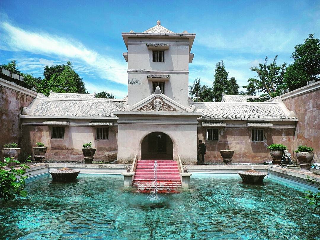  Taman  Sari  Istana Air Megah Untuk Wisata Sejarah di Jogja 