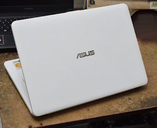 Jual Laptop ASUS X441SA Celeron N3060 White