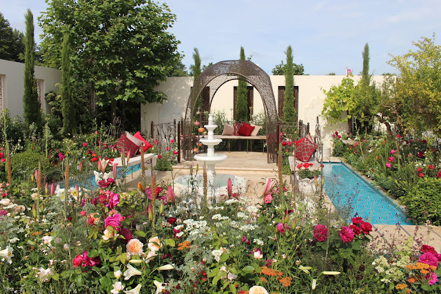 Nilufer Danis's opulent Turkish garden of paradise at RHS Hamptonn Court 2015