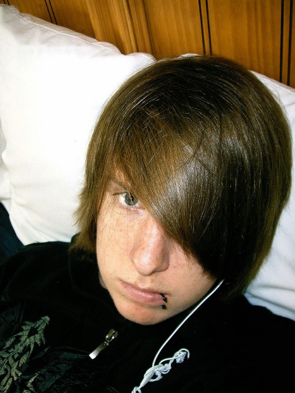 2009 Emo Hairstyles. Emo Hairstyles for Boys.