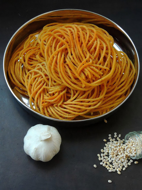 Garlic Barley Sev, Garlic Sev