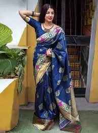 মেয়েদের ঈদের শাড়ি ডিজাইন - বেনারসি কাতান শাড়ির ছবি ২০২৪ - সফট কাতান শাড়ির পিক -  suti print saree picture - insightflowblog.com - Image no 15