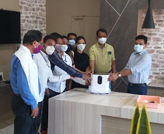 मप्र पटवारी संघ बालाघाट तहसील के कर्मचारियों ने दो आक्सीजन कंसंट्रेटर मशीन दी दान