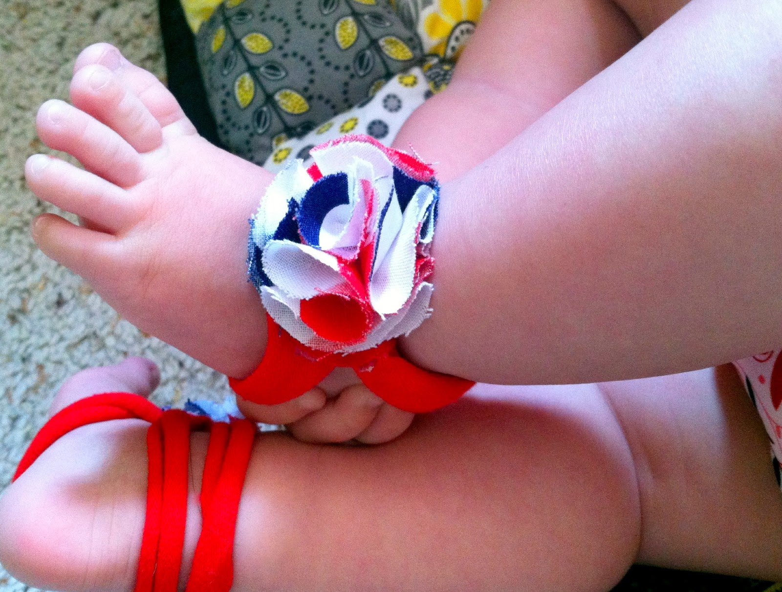 getting crafty} DIY Baby Barefoot Sandals Tutorial {10 minute craft ...