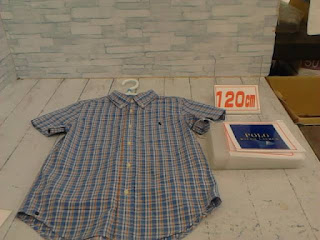 中古品　子供服　１２０ｃｍ　POLO　ブルー系　チェック柄　半袖シャツ　４９８円