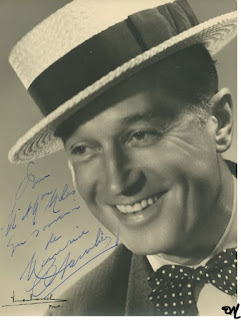 france chanteur écrivain acteur canotier ménilmontant