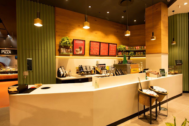 #Starbucks Scores A 1st, 2nd and 3rd With The New FreshX Rosebank Store #carrythemerrywithstarbucks