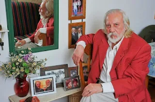 poeta argentino, Rosario, El lagrimal trifulca