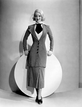 20- Davis, Bette (Fashions of 1934)_01sm