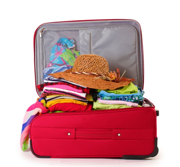 pakowanie-wakacje-urlop-walizka