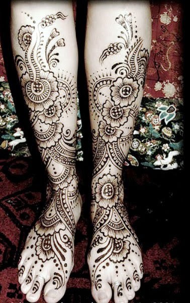 Mehndi Design For Foot