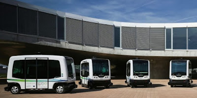 Electric driverless bus
