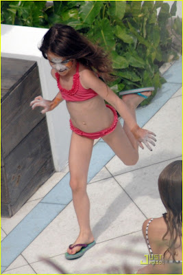 Katie Holmes & Tom Cruise Celebrates Birthday Pool Party