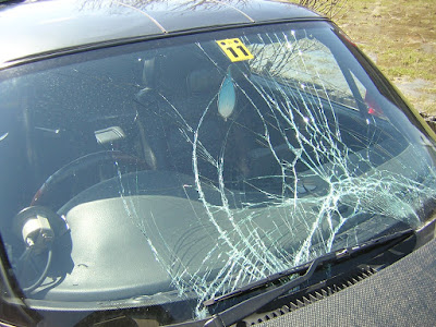 [最も人気のある！] 車 ガラス 割れる 864487-車 ガラス 割れる 夢