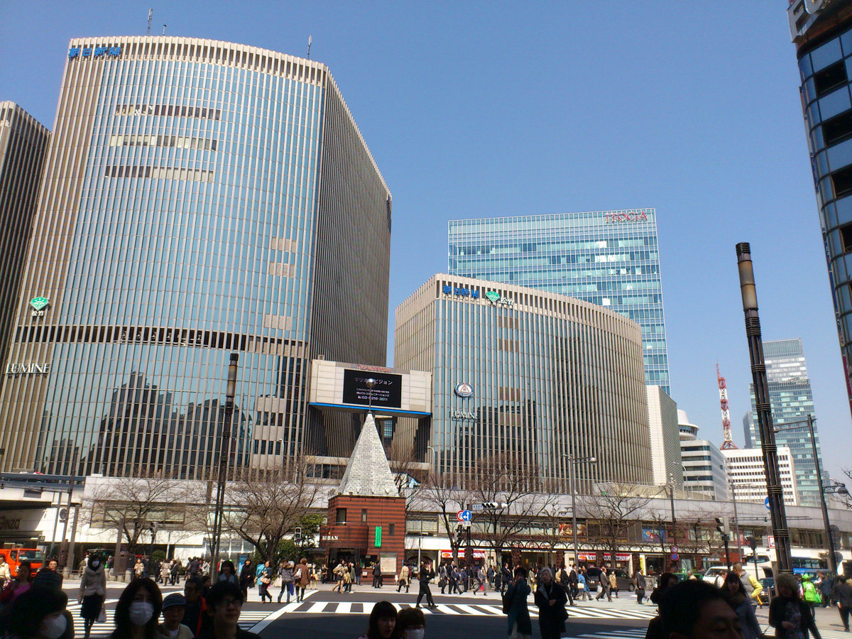 Tsucchi Foreigner At Yurakucho