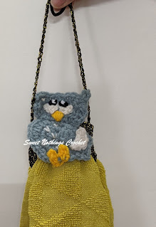 Sweet Nothings Crochet free crochet pattern blog, free crochet pattern for an Owl Towel ring holder / towel topper, photo of the Owl Towel Ring Holder / Topper