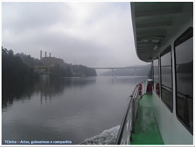 cidade do Porto; Rio Douro;  Passeio de barco pelo Rio Douro; Rota do Douro; conhecendo Portugal; viagem à Europa; barragem Crestuma-Lever