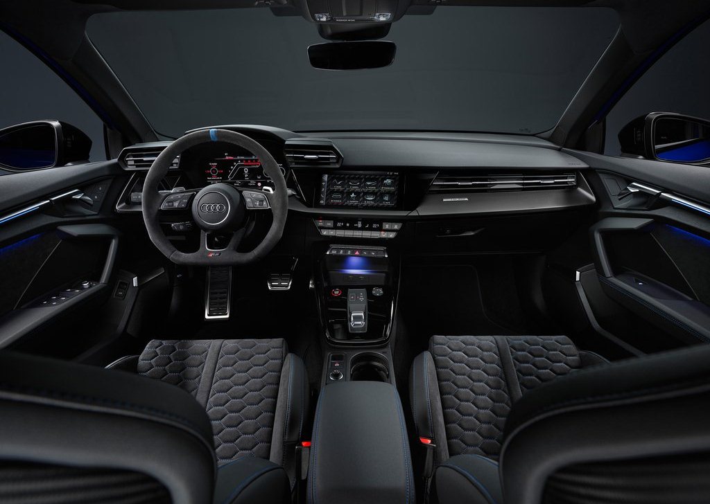 2023 Audi RS3 Sportback performanceau