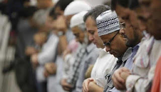 Shalat Tarawih, Shalat Id Dan Zakat Fitri Di Masa Wabah Korona 