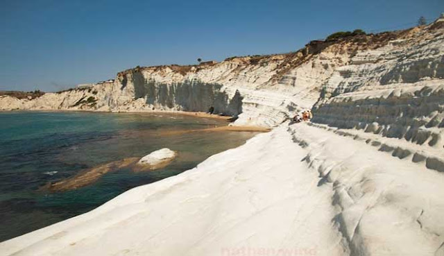 MELIHAT KEINDAHAN TEBING SCALA DEI TURCHI