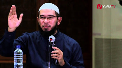 Ustadz Nuzul Dzikri, Lc: Adab Dan Hukum Di Sosial Media