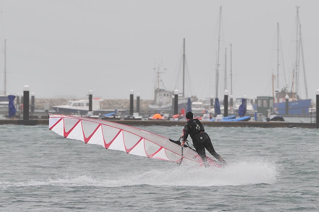 Hot Sails GPS 7.3, 35cm Type S Black Project Fin, Exocet RS2, Lea Spencer