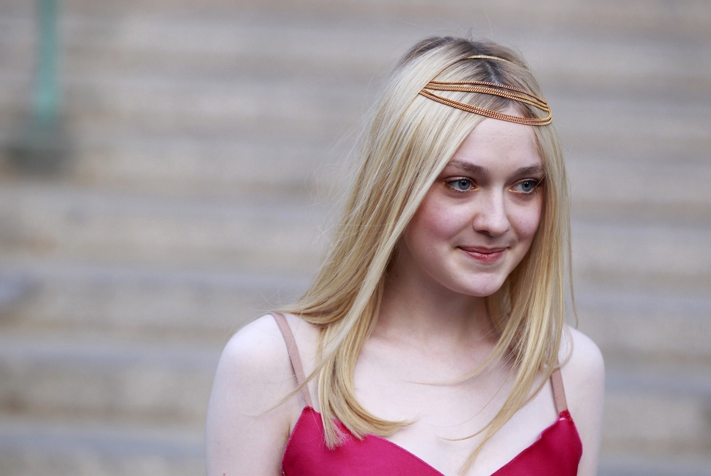 4 17 Dakota Fanning at Vanity Fair's Tribeca Film Festival