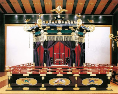 The Takamikura Chrysanthemum Throne 