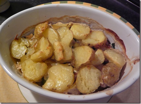 chicken, leek and mushroom hotpot
