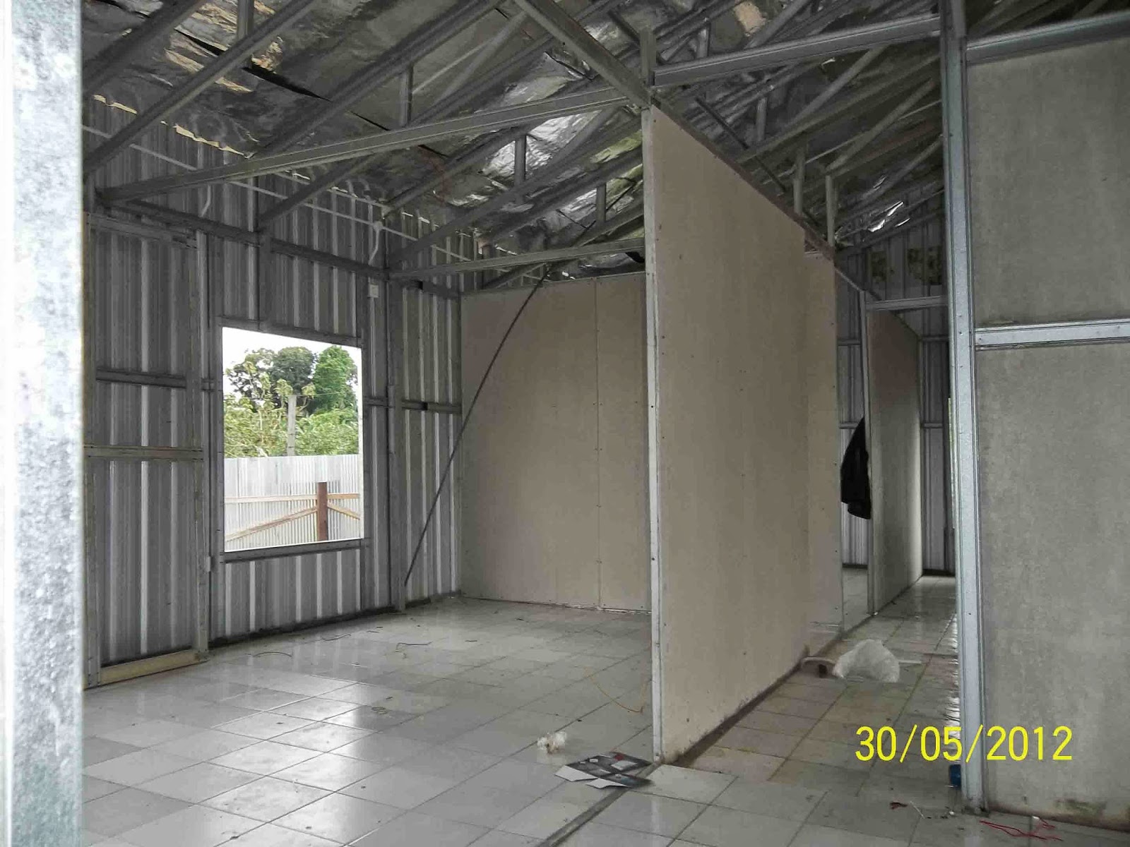 Gambar Baja  Ringan  Galvalum Atap Metal Plafon Desain Rumah  