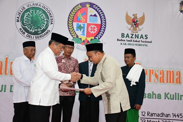 BUPATI HM ALI YUSUF SIREGAR HADIRI BUKA PUASA BERSAMA UNIT PENGUMPUL ZAKAT (UPZ) MUI DELI SERDANG