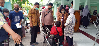 Polsek Ngampilan Pantau Pemeriksaan Warga Disabilitas 