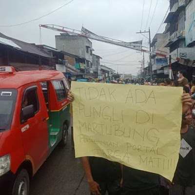 Pembongkaran Portal di Simpang Martubung Ricuh, Diduga Pesanan Pengusaha