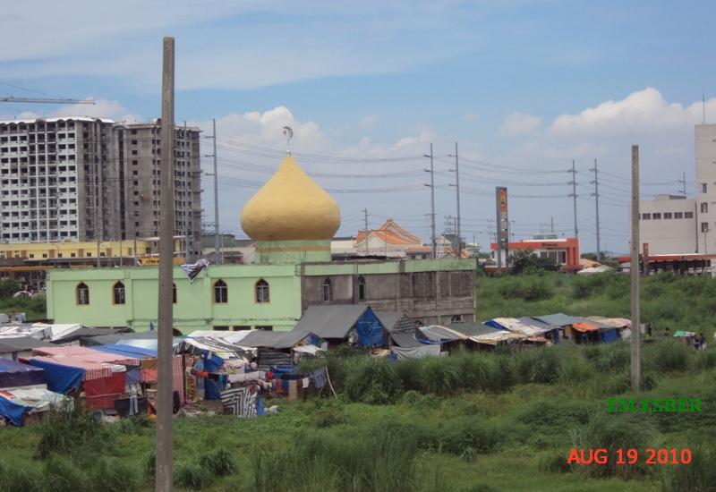 Em Esber Blog 2: Photos of the vicinity of Baclaran 