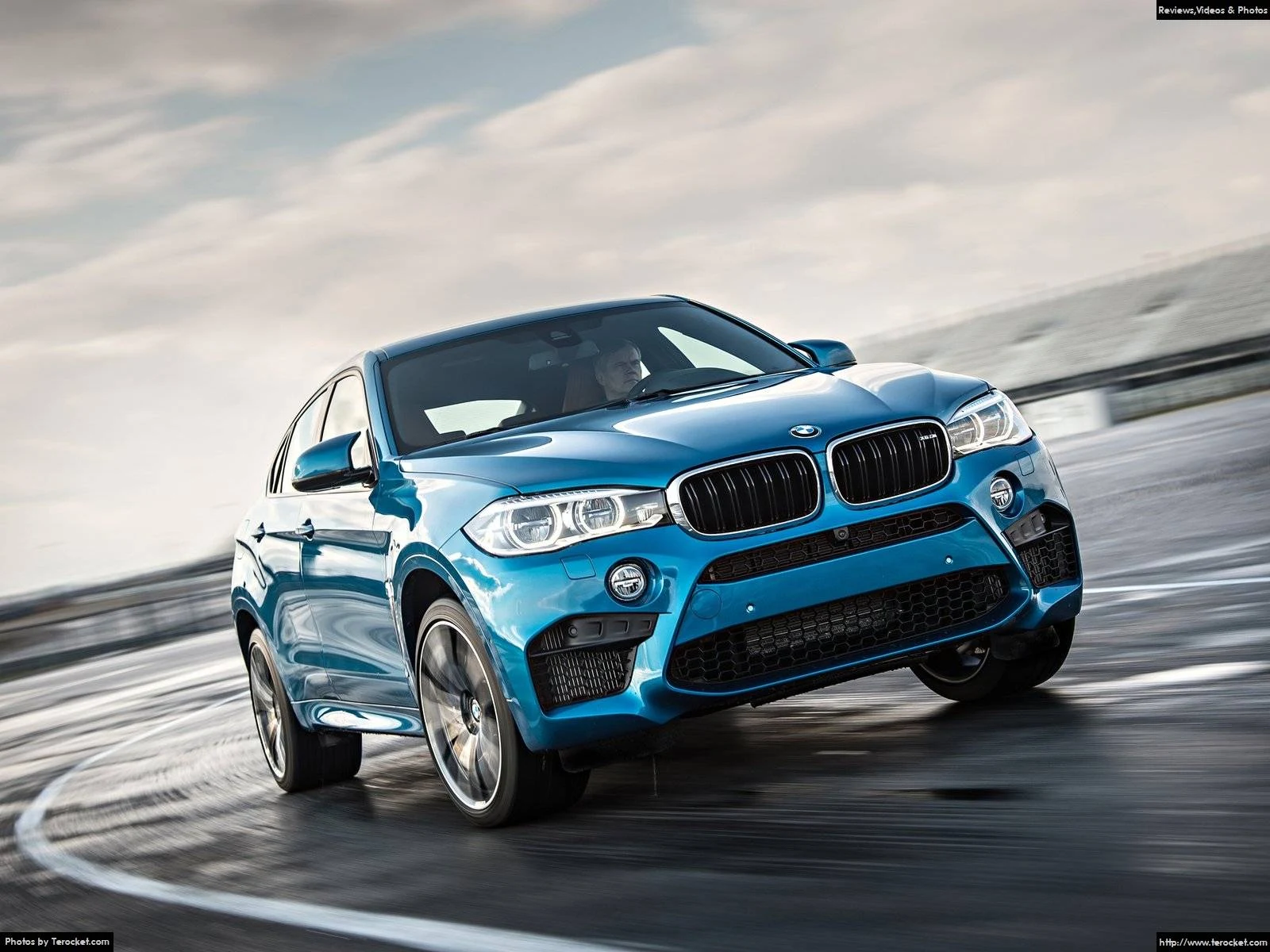 Hình ảnh xe ô tô BMW X6 M 2016 & nội ngoại thất