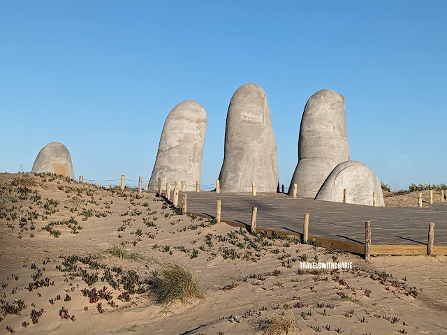 La Mano, Los Dedos, Punta del Este, Uruguay