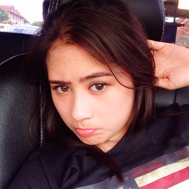 Prilly latuconsina