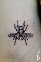 Tattoo Yonni-Gagarine : Beetle Insect Bug Third Eye Black Line Dot