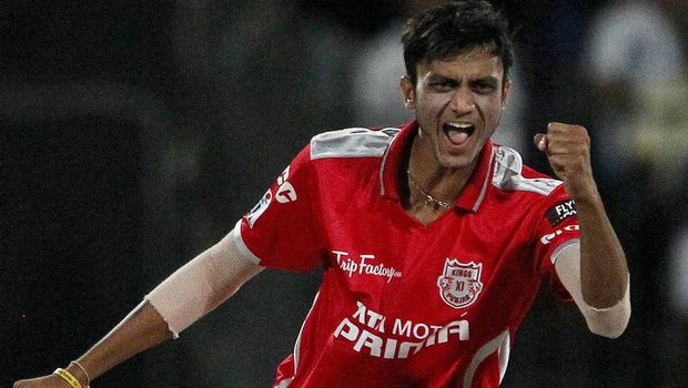 8th Match IPL-10 KXIP vs RCB