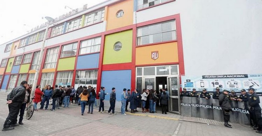 Docentes que logren ascender ganarán entre S/ 2,200 y S/ 3,800, informó el MINEDU