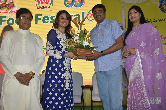 sonia agarwal inaugurates chennaiyil thiruvaiyaru food festival hot images