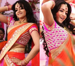 Sizzling Trisha Krishnan Naval photos in Saree