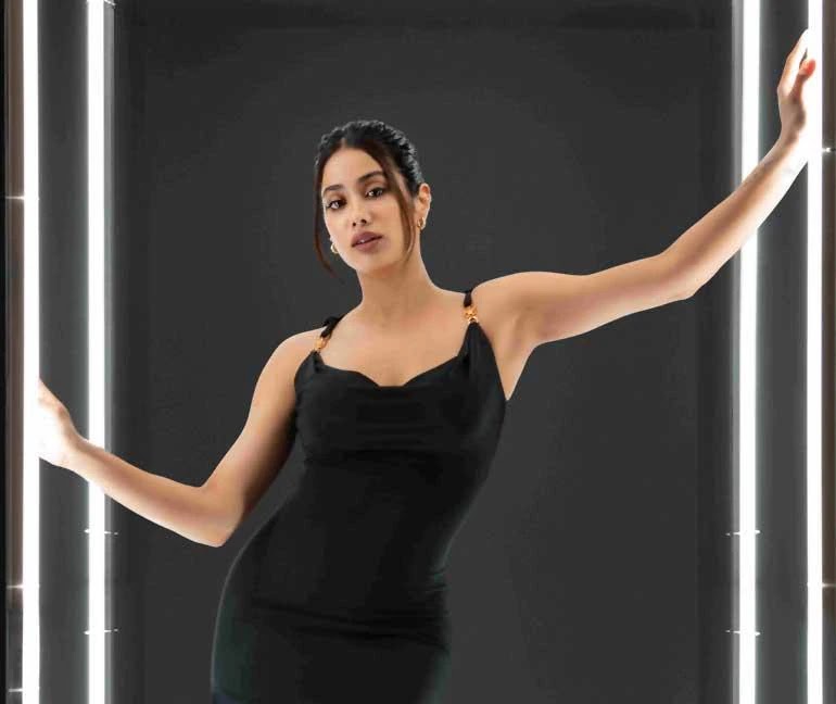 Janhvi Kapoor black dress