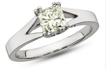 14K+White+Gold+Solitaire+Engagement+Ring