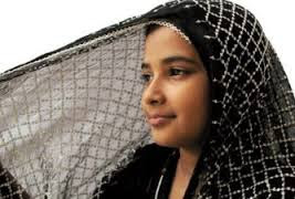 Cara Mencegah Masalah Rambut Saat Memakai Hijab