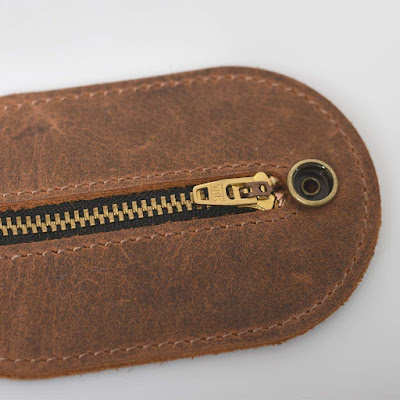 Mini Outdoor EDC Coin Purse Bag Men Utility Self-Defense Multi-Tool Is Self-Defense Coin Bag