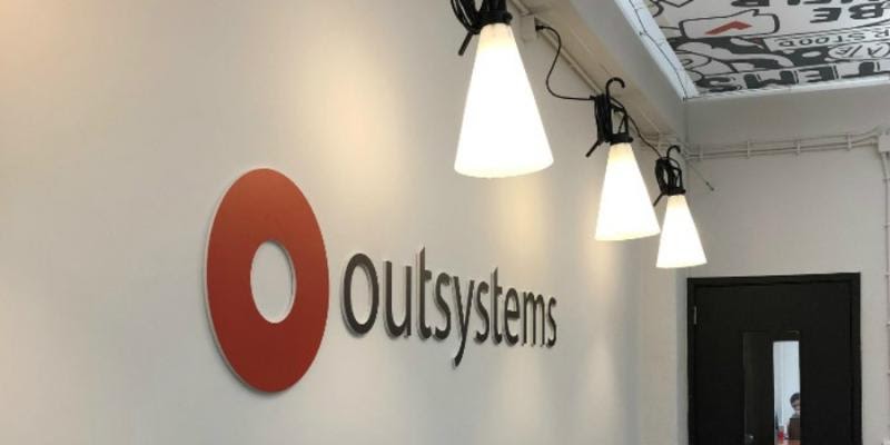 7 Expert Tips to Hire Top OutSystems Developers